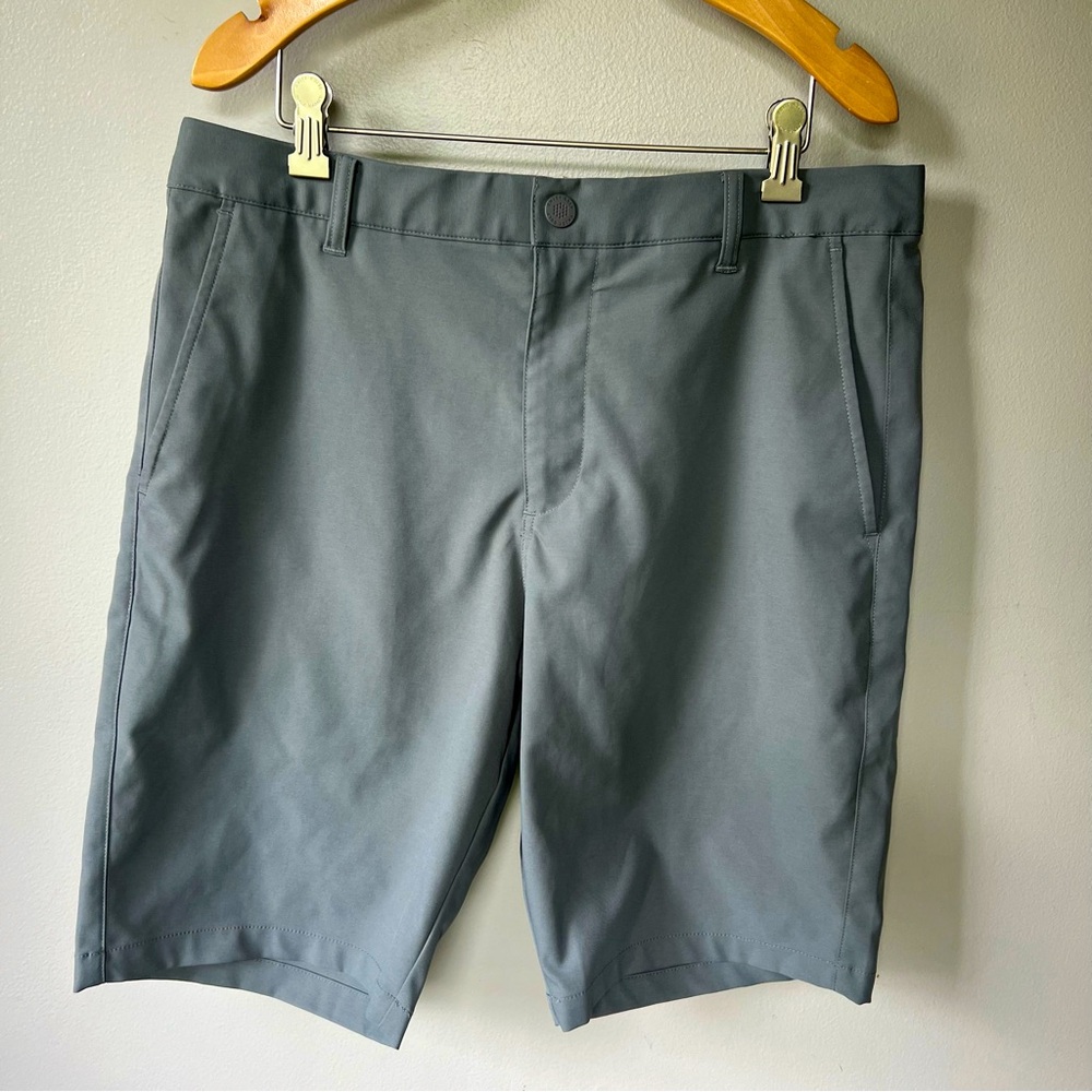 Puma Mens Golf Shorts Gray Size 32 - Like New